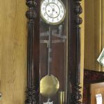 586 4689 WALL CLOCK